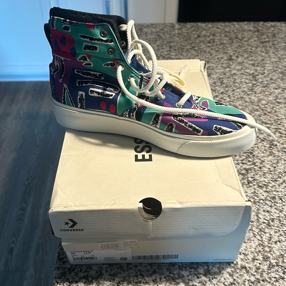 Converse Essentials - Picture 1 of 2